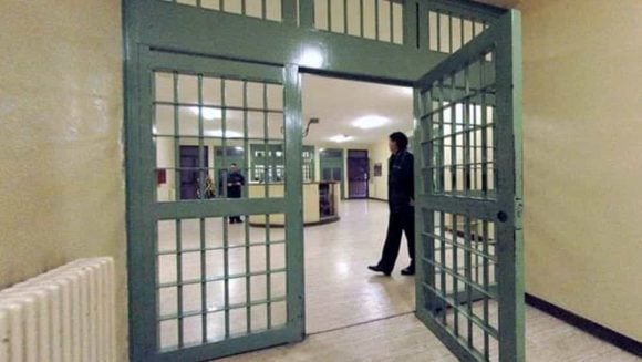 Il ministro della Giustizia Bonafede conferma la norma per il carcere ai grandi evasori