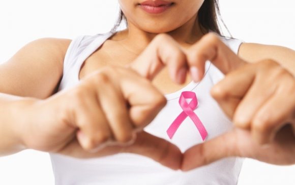 Tumore al seno, mammografia digitale per età e densità del seno