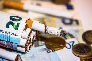 La stangata delle sigarette