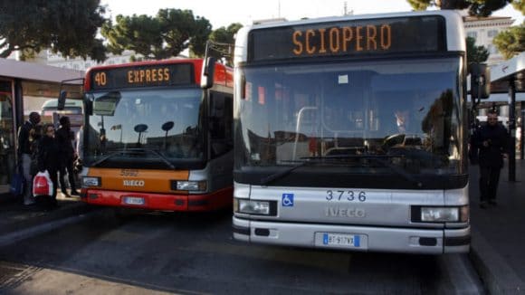 Sciopero trasporti pubblici venerdì 6 luglio Roma, dimezzato ma resta: orari e mezzi garantiti
