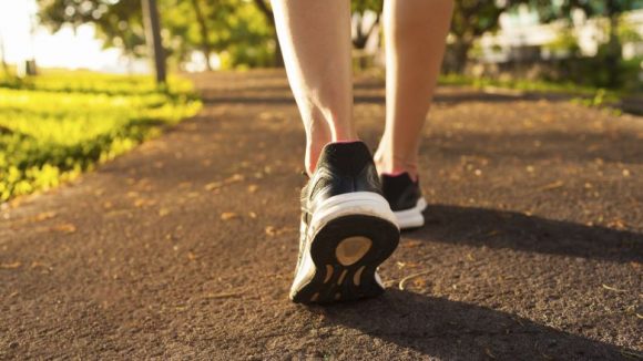 Camminare veloce riduce il rischio di problemi cardiaci, ecco perché