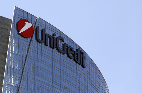 Attacco hacker a Unicredit: rubati dati di 3 milioni di clienti