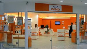 wind-negozio-piazzagrande-1-700×400 wind-negozio-piazzagrande-1-700×400