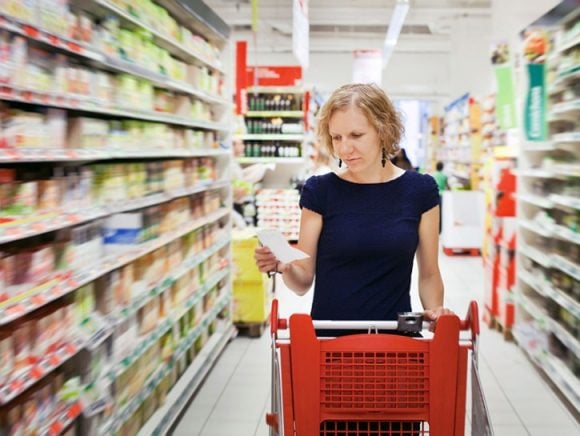 Ritirato dalla vendita olio dagli scaffali dei supermercati: contiene sostanze cancerogene