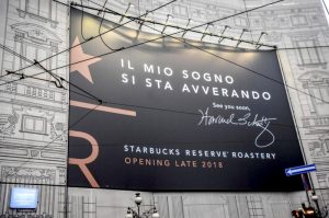 Starbucks ha scelto Milano: l'inaugurazione e le prime foto