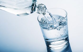 Allerta acqua Vera Nestlé: richiamata per una non conformità  microbiologica, ecco il lotto - NotizieOra