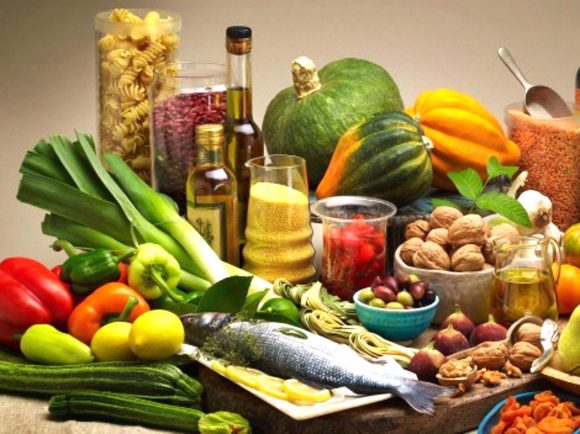 Dieta in quarantena: i consigli su cottura e porzioni di verdure e grassi