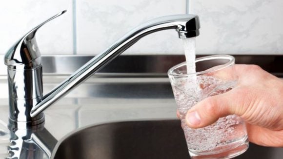 Allerta cancro, l’acqua del rubinetto è una possibile causa