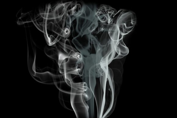 Fumo passivo: dipendente risarcito dal proprio datore, ecco la sentenza