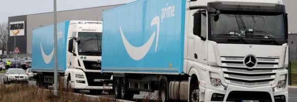 Amazon diventa operatore postale e sfida le Poste Italiane
