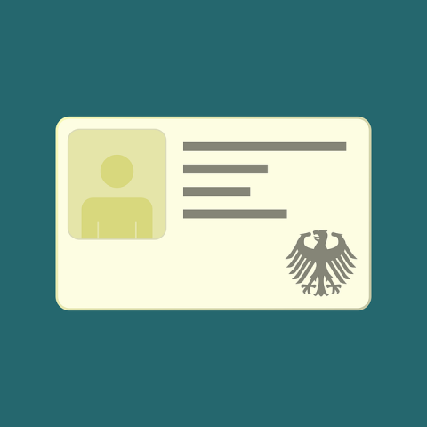 Carta d’identità elettronica obbligatoria per tutti entro dicembre 2018