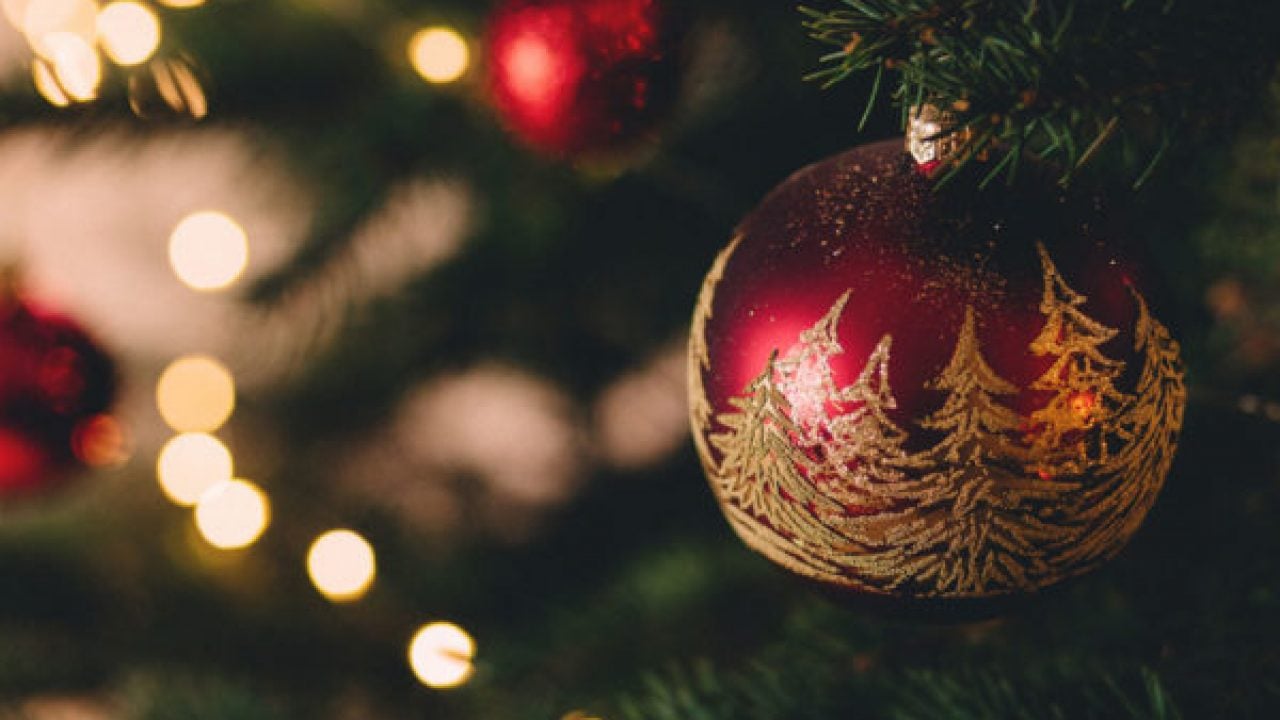 Ambiente Moderno Albero Di Natale 2019.Come Addobbare L Albero Di Natale Tutte Le Tendenze Del 2019