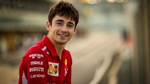 Formula 1: Charles Leclerc prolunga il suo contratto con la Ferrari