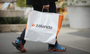 Zalando, la comodissima novità: compri subito, paghi dopo 18 giorni Zalando, la comodissima novità: compri subito, paghi dopo 18 giorni
