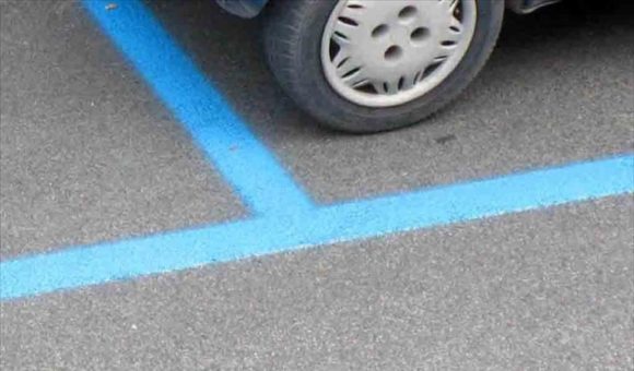 Multa strisce blu nulla, quando in zona non c’è il parcheggio gratis