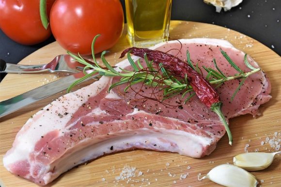 Carne di maiale contaminata da listeria: ecco l’importanza dell’etichetta