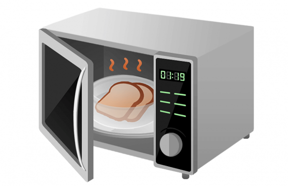 Mai riscaldare questi 5 cibi nel forno a microonde