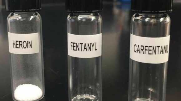 Attenzione al Fentanyl, la  droga che uccide al solo tocco