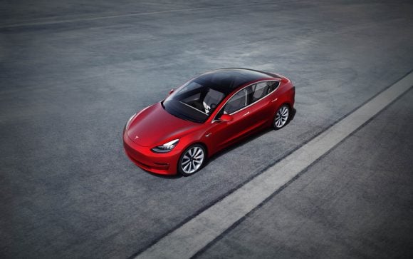 Tesla Model 3: in Cina prodotte già oltre mille unità alla settimana