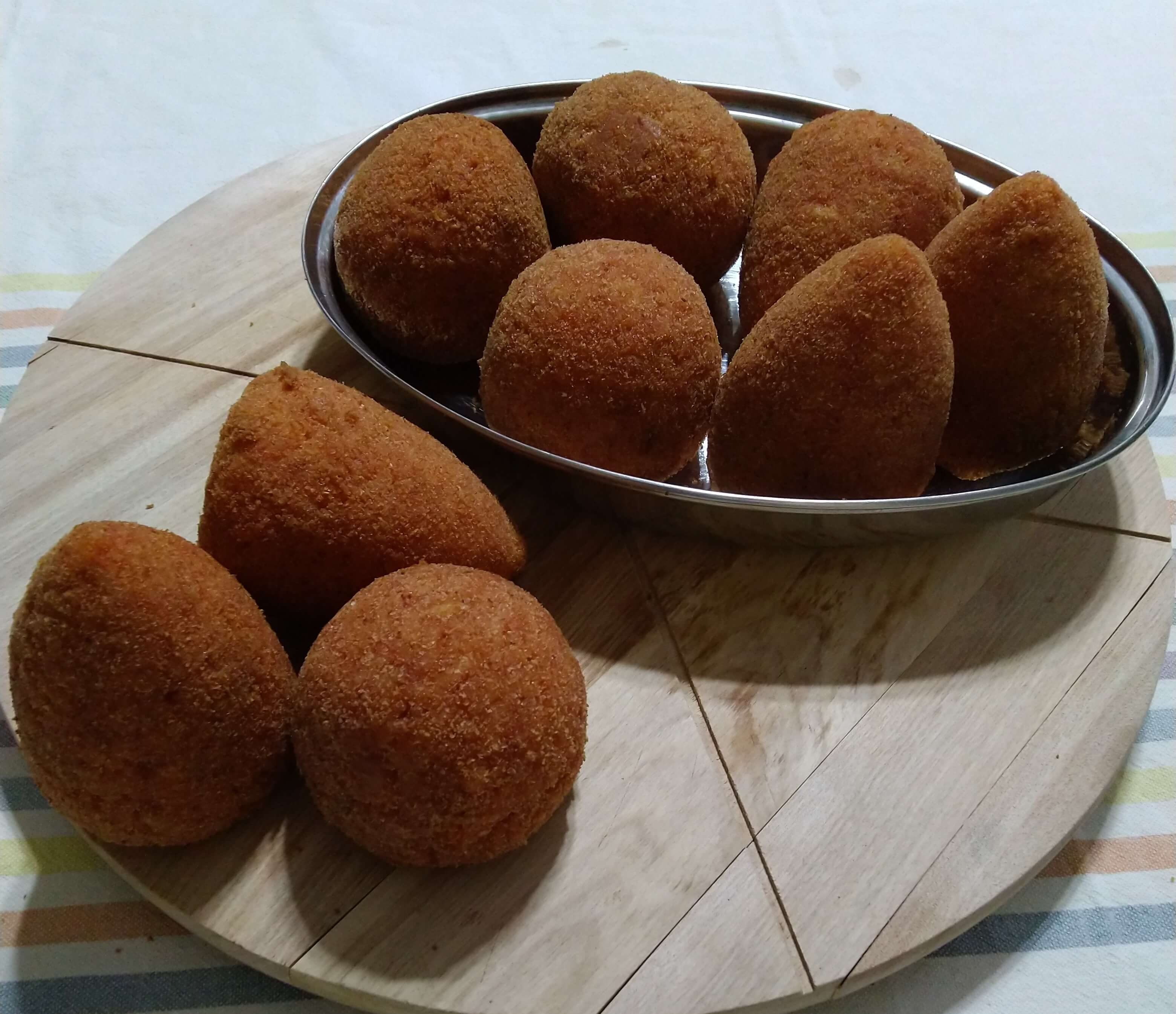 Arancini di riso, ricetta golosa e originale della ...