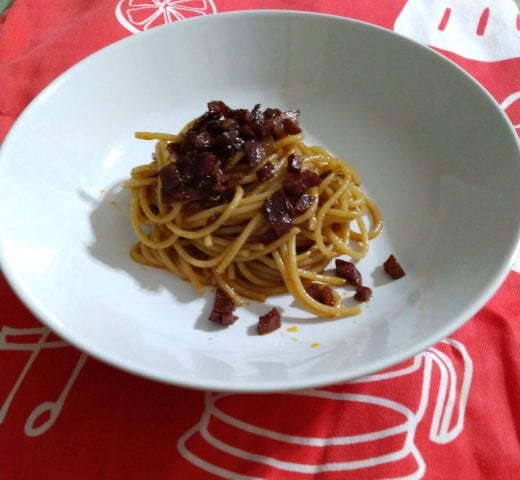 Spaghetti mille gusti primo piatto sfizioso, ricetta per 4 persone