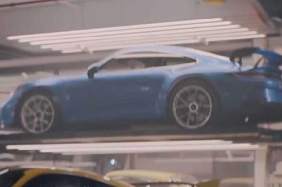 La nuova Porsche 911 GT3 presentata in anteprima nella pubblicità del Superbowl