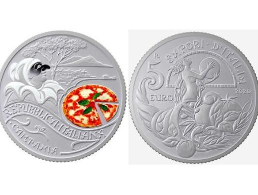 Moneta da 5 euro fosforescente, con la pizza e dedicata a Marco Aurelio, vediamo quelle 2020