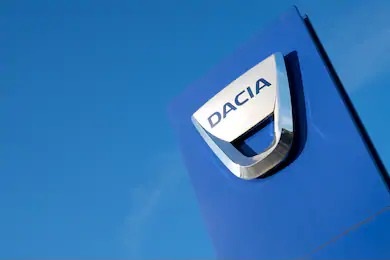Dacia fissa il lancio della sua auto elettrica tra due o tre anni
