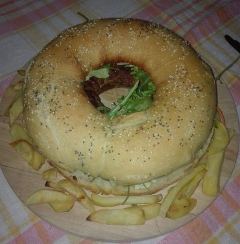 Maxi-burger: Panino e Hamburger formato gigante