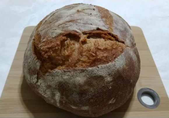 Pane semplice con farine miste, ecco il video di come fare il pane in casa