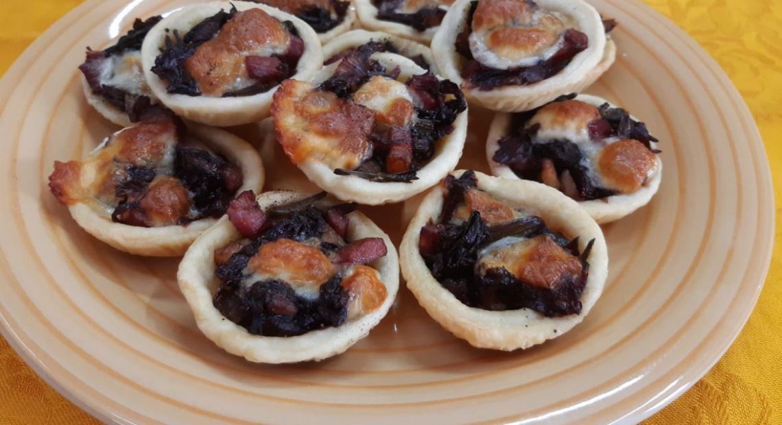 Tartellette di pasta brisè rustiche, antipasto sfizioso