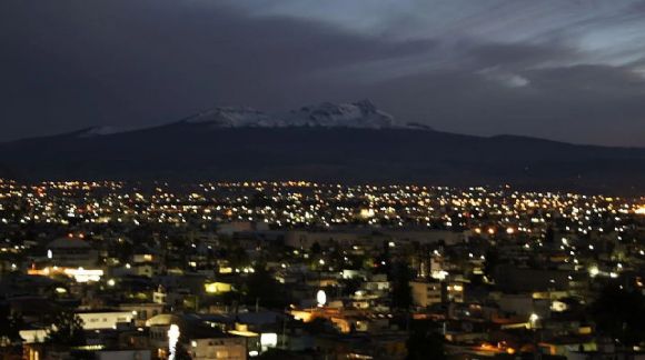 Strani rumori nel cielo spaventano gli abitanti di Toluca