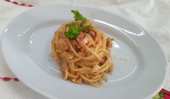Spaghetti e filetto di scorfano, primo piatto gustoso