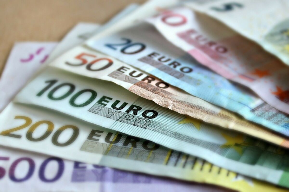 Bonus Draghi da 200 euro: cos’è, come funziona