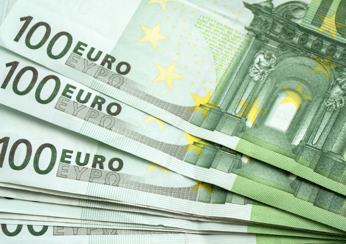 Bonus 200 euro autonomi e professionisti: arriva il decreto