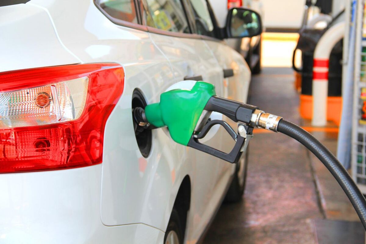 Taglio accise carburanti e benzina: proroga al 5/10