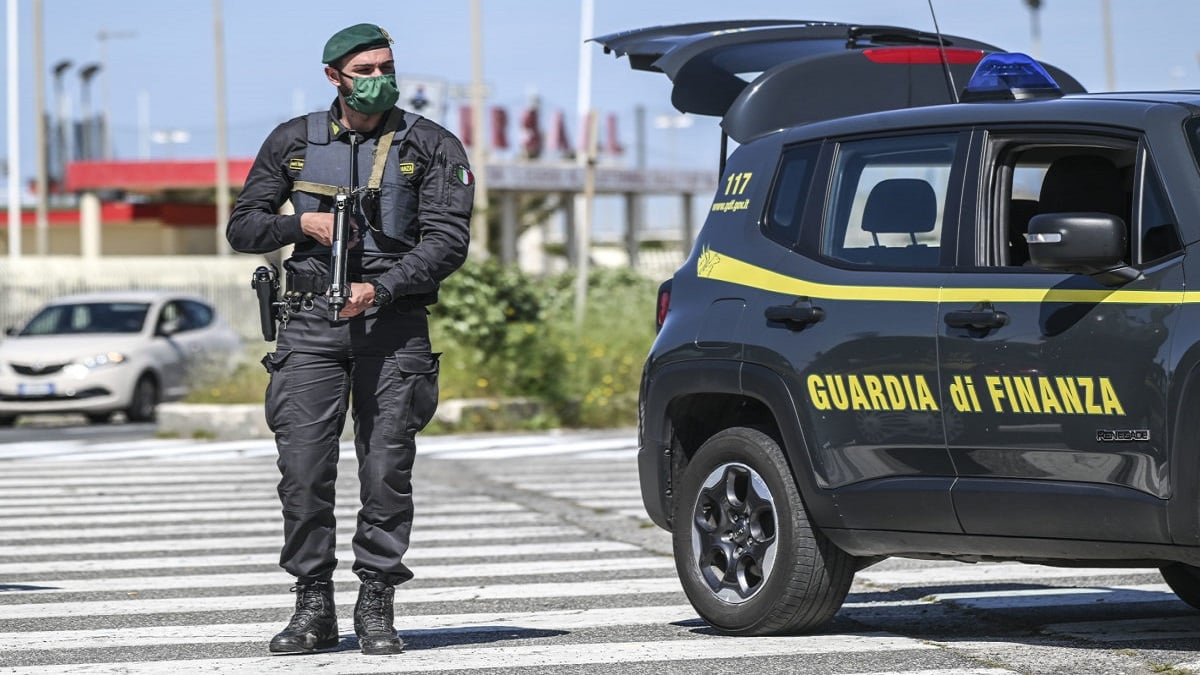 Concorso Guardia di Finanza 2023, bando 1230 allievi marescialli: requisiti e quando scade