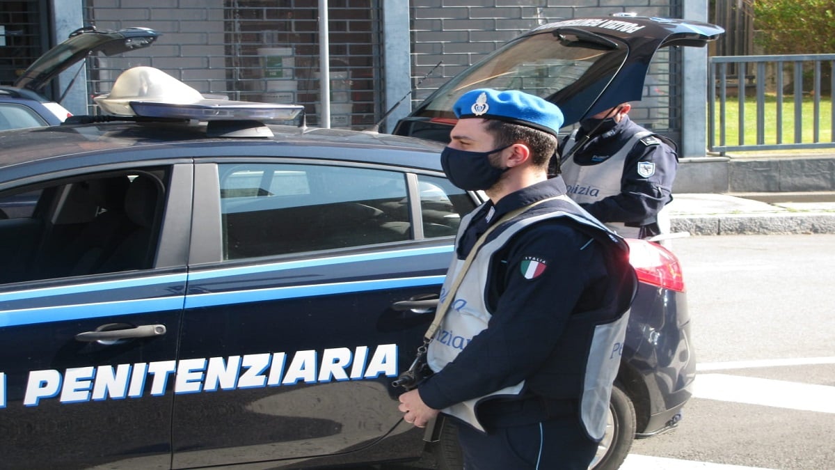 Concorso Polizia Penitenziaria 2023, assunzioni 1713 agenti: quando esce e cosa studiare