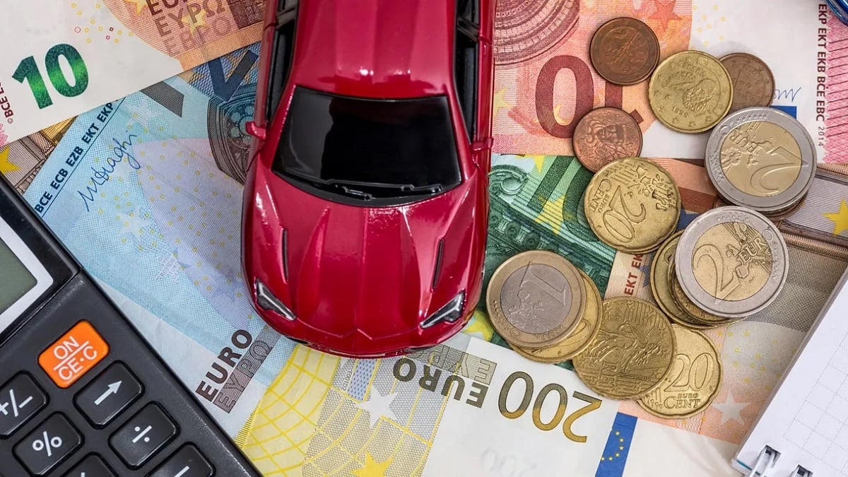 Auto, 5 consigli per abbassare i costi di gestione: come fare e quanto si risparmia