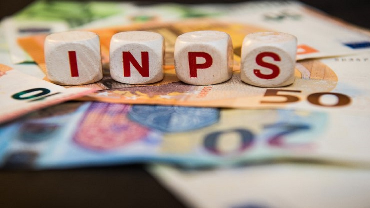 Assegno Sociale INPS 2023, nuove istruzioni per fare domanda: requisiti e come funziona